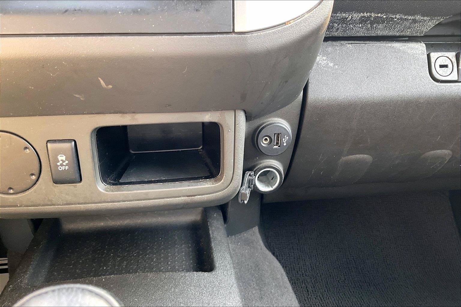 Used 2021 Nissan Frontier S RWD image 31