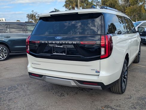 New 2025 Ford Expedition Max Platinum w/ Platinum Ultimate Package image 5