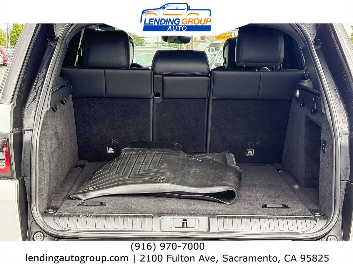 Used 2019 Land Rover Range Rover Sport SE AWD/4WD image 25