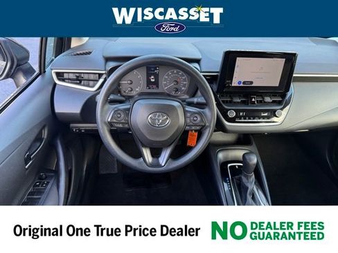 Used 2023 Toyota Corolla LE image 7