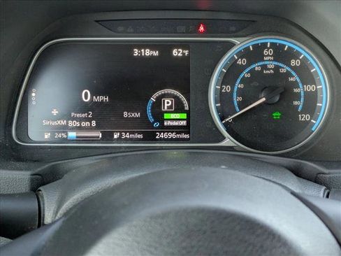 Used 2023 Nissan Leaf S image 11