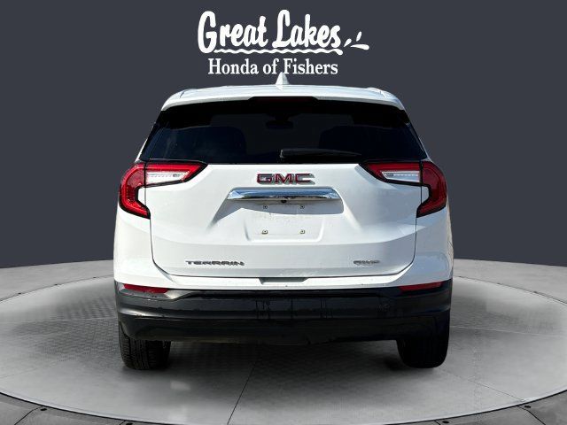 Used 2024 GMC Terrain SLE AWD/4WD image 4
