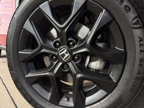 Used 2025 Honda HR-V Sport image 9