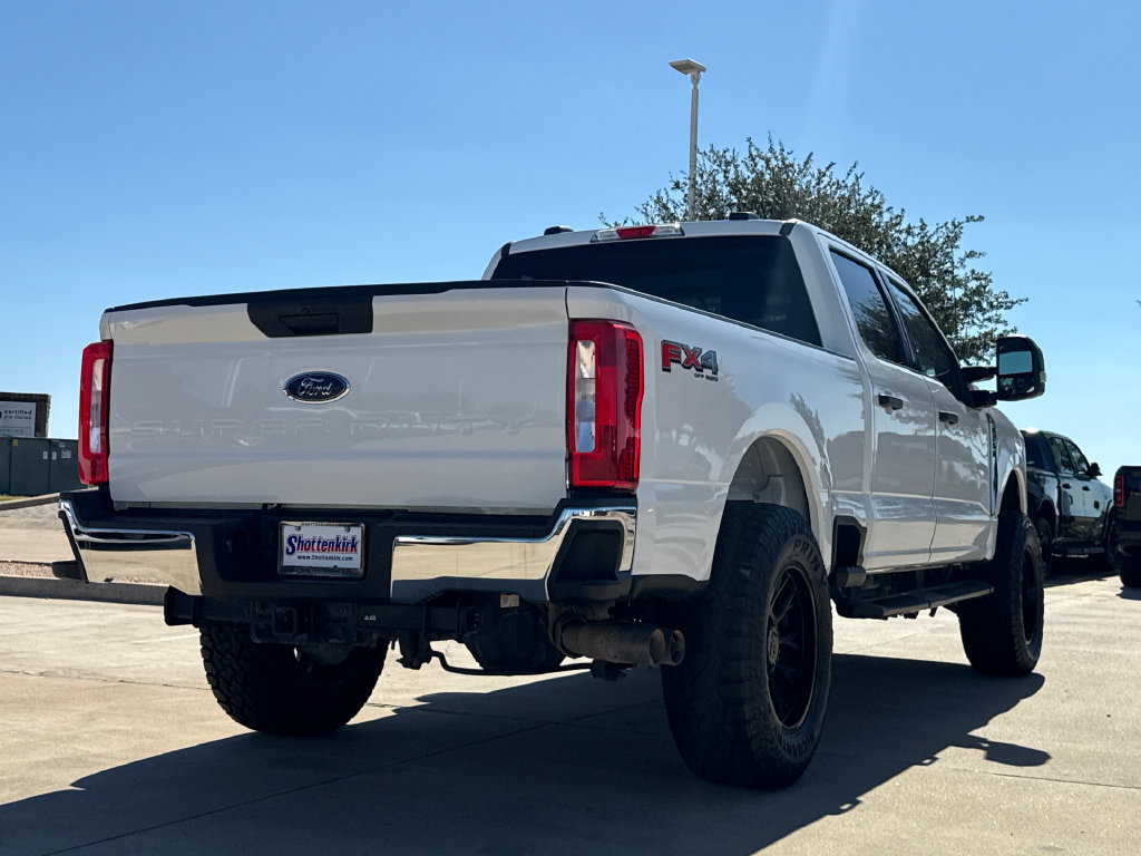Used 2024 Ford F250 XLT w/ FX4 Off-Road Package AWD/4WD image 8