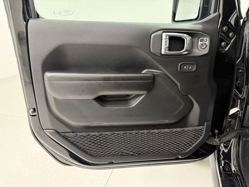 Used 2021 Jeep Wrangler Unlimited Rubicon 4xe w/ Dual Top Group image 13