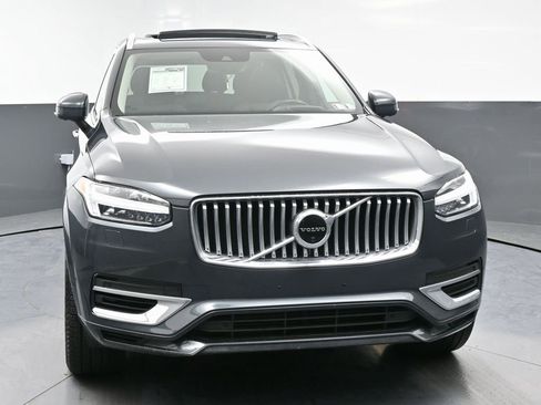Used 2021 Volvo XC90 T8 Inscription w/ Protection Package Premier image 4