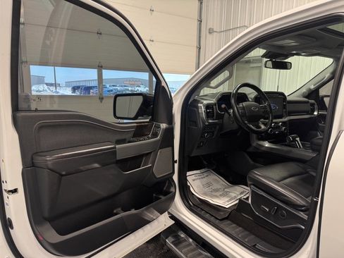 Used 2021 Ford F150 Lariat w/ Equipment Group 502A High image 11