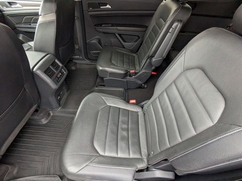 Used 2021 Volkswagen Atlas SEL Premium image 23
