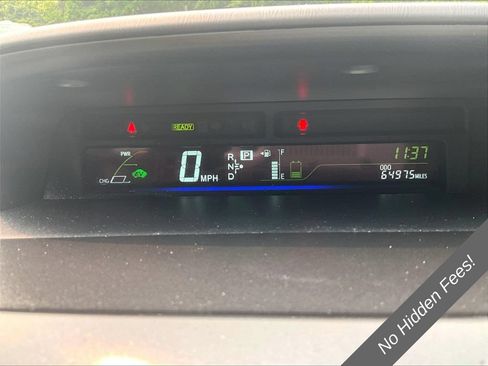 Used 2014 Toyota Prius V Two FWD image 17