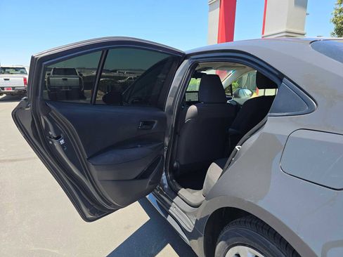 Used 2024 Toyota Corolla LE FWD image 17