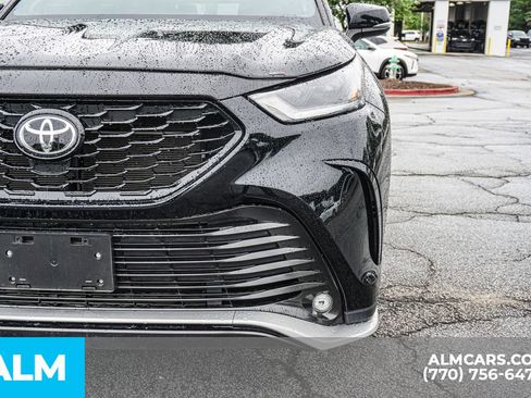 Used 2022 Toyota Highlander XSE AWD/4WD image 19