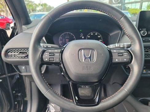 Used 2024 Honda HR-V Sport image 12