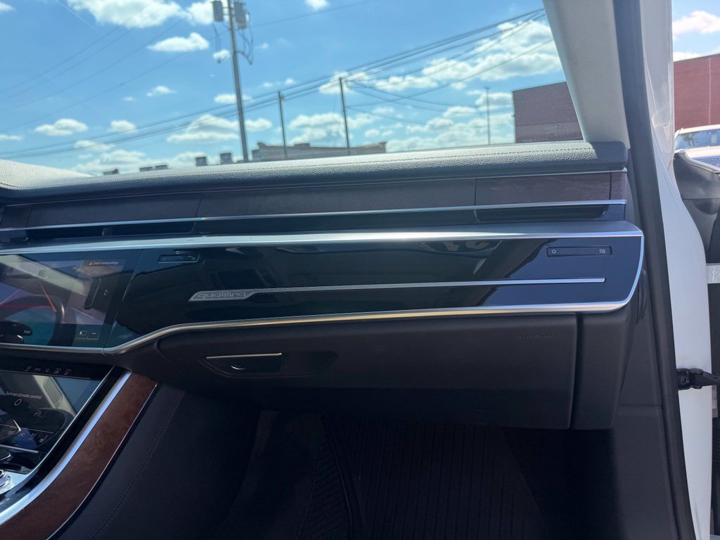 Used 2021 Audi A8 L 3.0T w/ Executive Plus Package AWD/4WD image 34