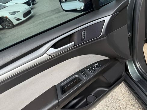 Used 2015 Ford Fusion S FWD image 11