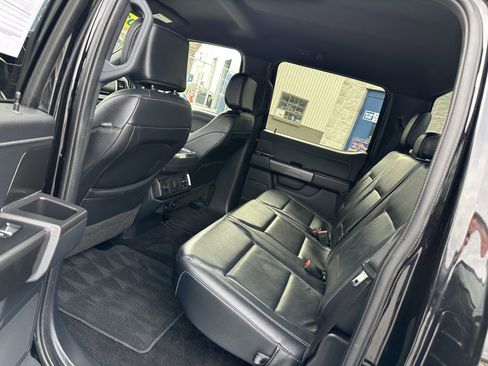 Certified 2022 Ford F150 XLT w/ Equipment Group 302A High image 9