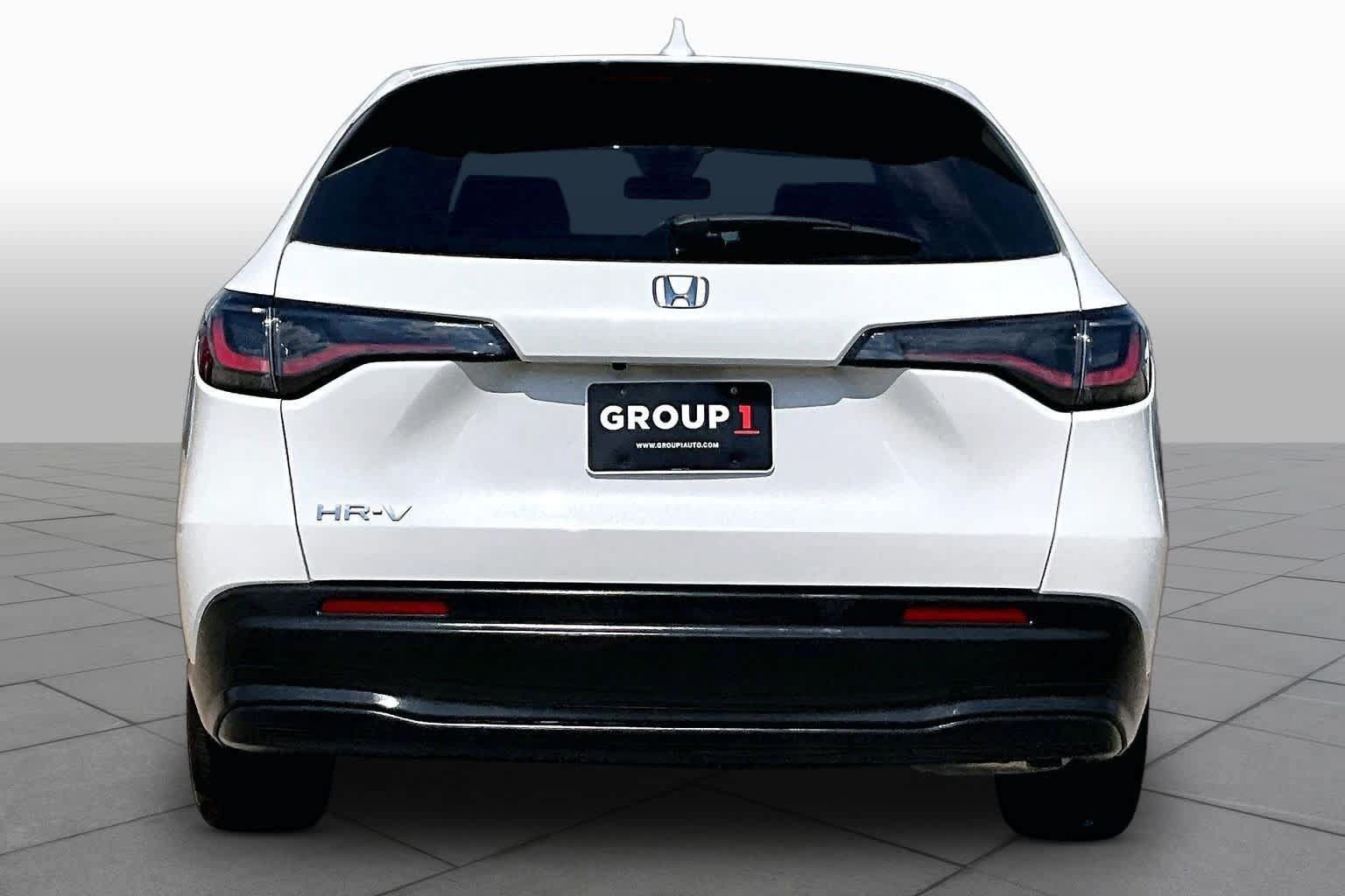 Used 2025 Honda HR-V LX image 5