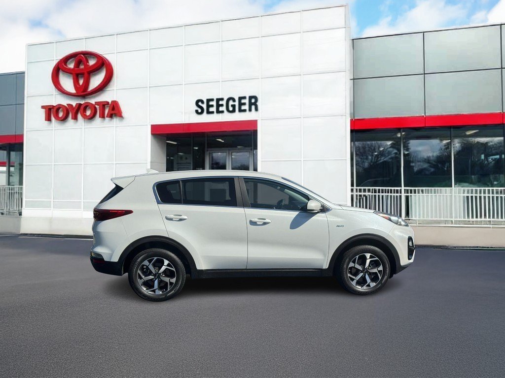 Used 2021 Kia Sportage LX AWD/4WD image 2
