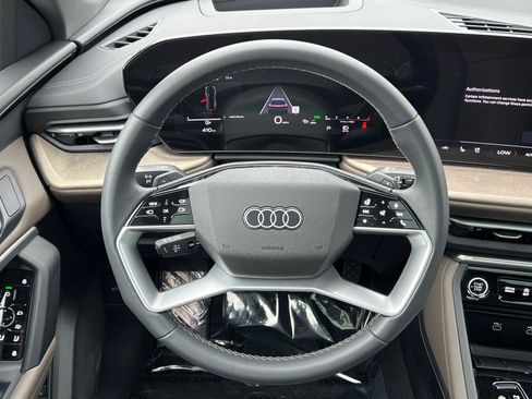 Certified 2025 Audi Q5 Prestige AWD/4WD image 24