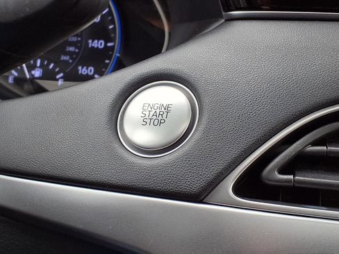 Used 2022 Hyundai Palisade SEL w/ Winter Package FWD image 14
