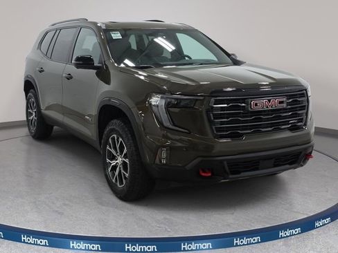 Used 2025 GMC Acadia AT4 w/ Luxury Package AWD/4WD image 3