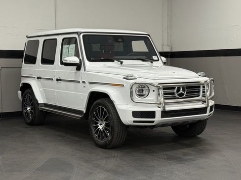 Used 2024 Mercedes-Benz G 550 image 2