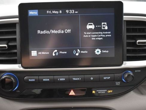 Used 2023 Hyundai Venue SEL FWD image 19