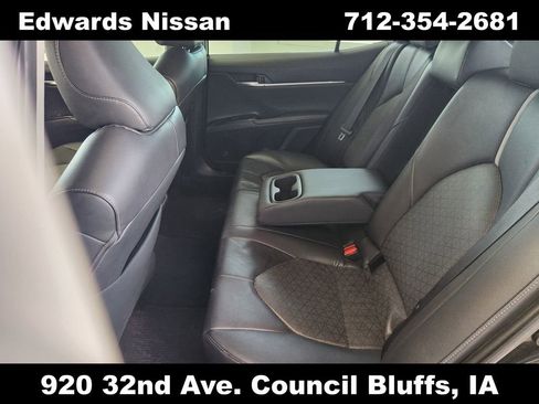 Used 2019 Toyota Camry XSE image 15