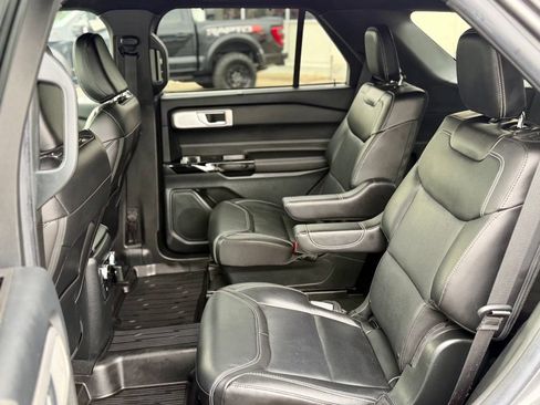 Used 2023 Ford Explorer ST w/ Equipment Group 401A AWD/4WD image 22
