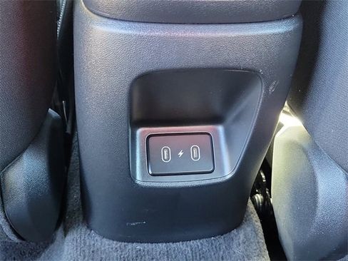 Used 2025 Hyundai Elantra Sport image 18