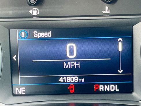 Used 2019 Chevrolet Equinox LT image 12