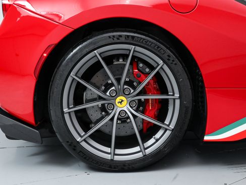 Certified 2020 Ferrari 488 Pista Coupe RWD image 44