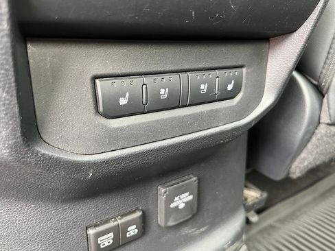 Used 2023 Toyota Tundra Platinum AWD/4WD image 30