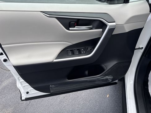 New 2025 Toyota RAV4 XLE Premium image 23