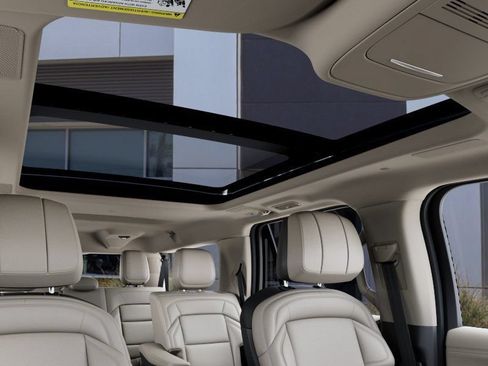New 2027 Lincoln Navigator L Reserve AWD/4WD image 22