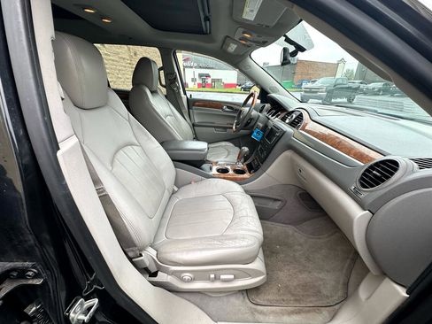 Used 2011 Buick Enclave CXL image 11
