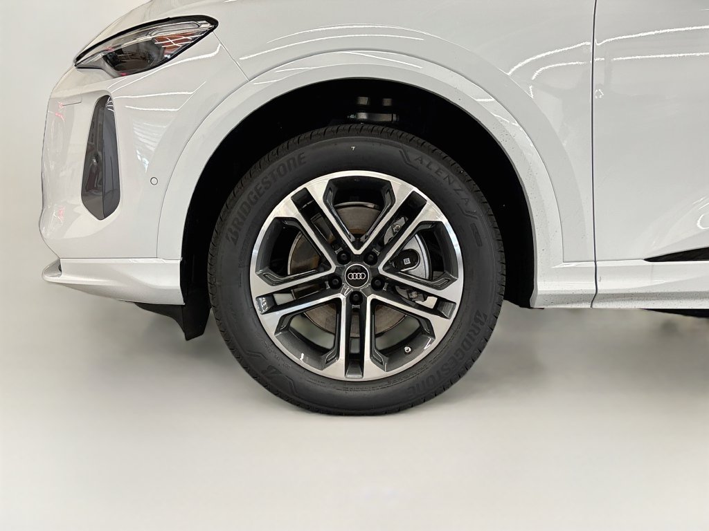New 2026 Audi Q5 Premium Plus AWD/4WD image 27