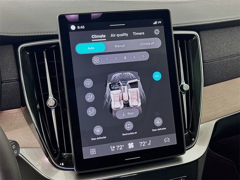 Used 2026 Volvo XC90 B6 Plus w/ Protection Package Premier image 14