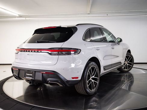 Certified 2023 Porsche Macan AWD/4WD image 7