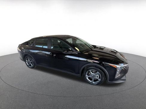Used 2026 Kia K4 FWD image 2