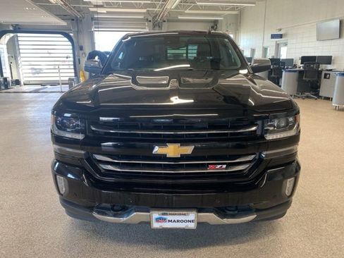 Used 2017 Chevrolet Silverado 1500 LTZ Z71 w/ LTZ Plus Package image 2