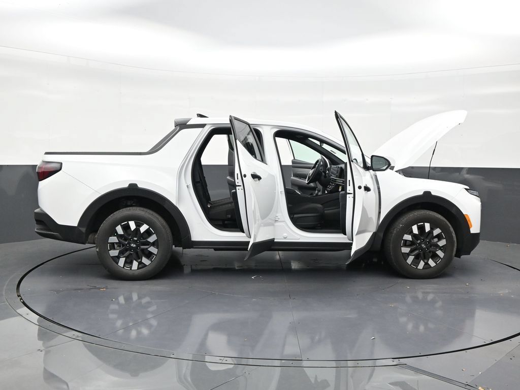 Used 2026 Hyundai Santa Cruz SE FWD image 29