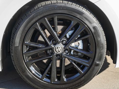 Certified 2025 Toyota Camry SE image 10