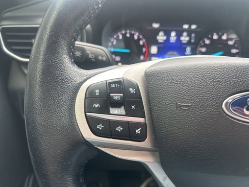 Used 2021 Ford Explorer XLT w/ Equipment Group 202A image 25