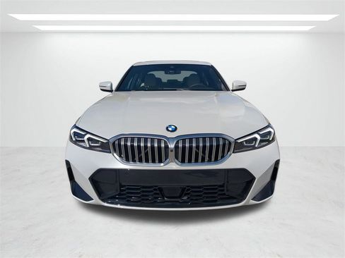 New 2026 BMW 330i Sedan w/ M Sport Package image 9