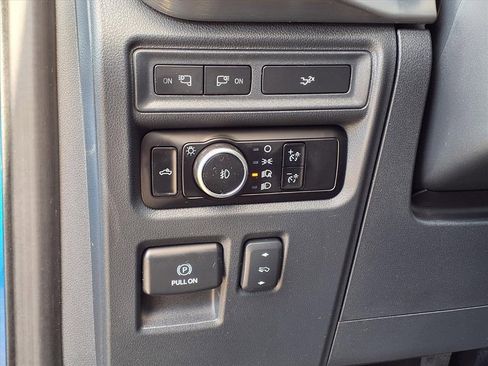 Used 2023 Ford F150 Lariat w/ Equipment Group 502A High image 33