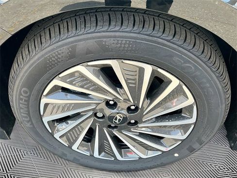 New 2025 Hyundai Sonata SEL image 30
