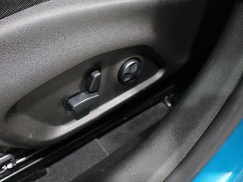 Used 2021 Jeep Renegade Latitude AWD/4WD image 13