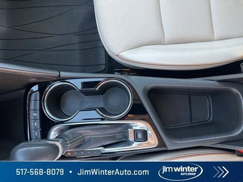 Used 2024 Buick Encore GX Avenir w/ Avenir Convenience Package AWD/4WD image 27