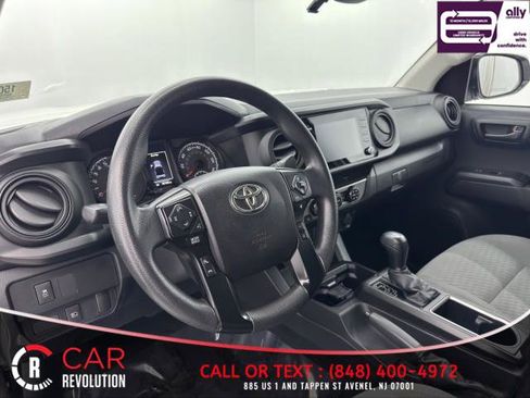 Used 2021 Toyota Tacoma SR RWD image 18
