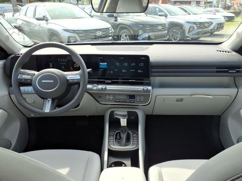 New 2026 Hyundai Kona SEL Sport AWD/4WD image 7